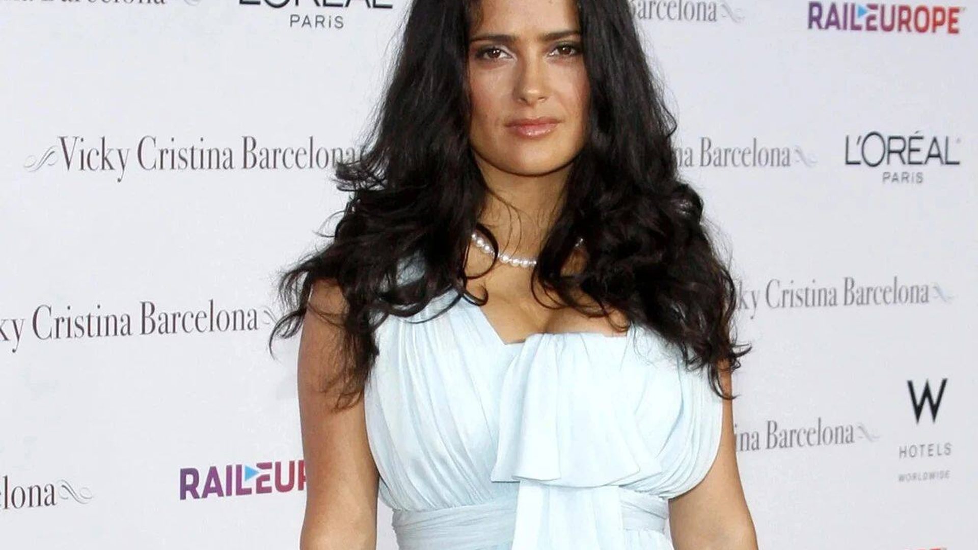 The first Mexican-American nominated for the Best Actress Oscar, she herself is a "great family".