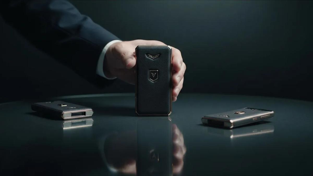 Vertu Luxury Smartphones vs. Competitors: Defining True Opulence in 2026