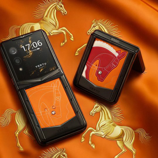 Avis d’experts sur le VERTU Flip Phone : la technologie de luxe en 2026