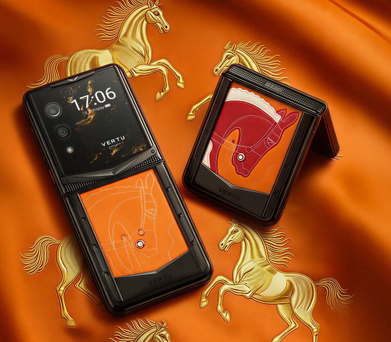 VERTU Quantum Flip Calfskin: The 2026 Chinese Zodiac Edition