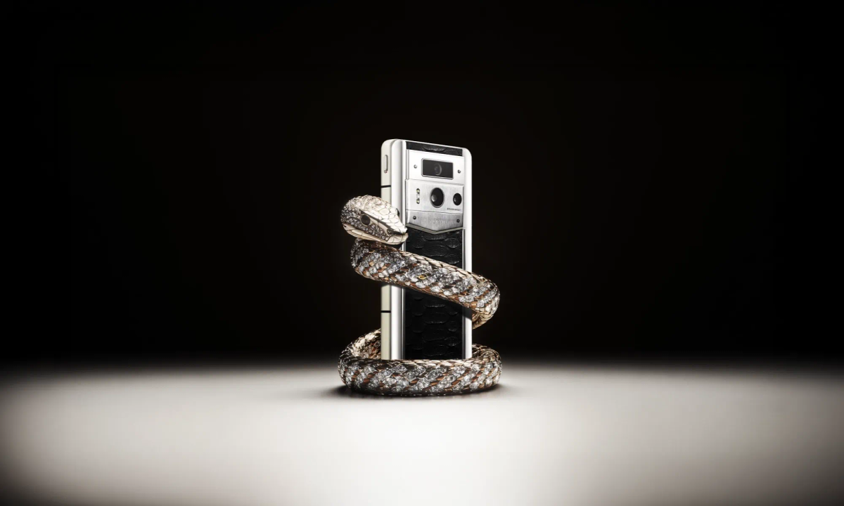 How the Ai Aura Ring Stands Out