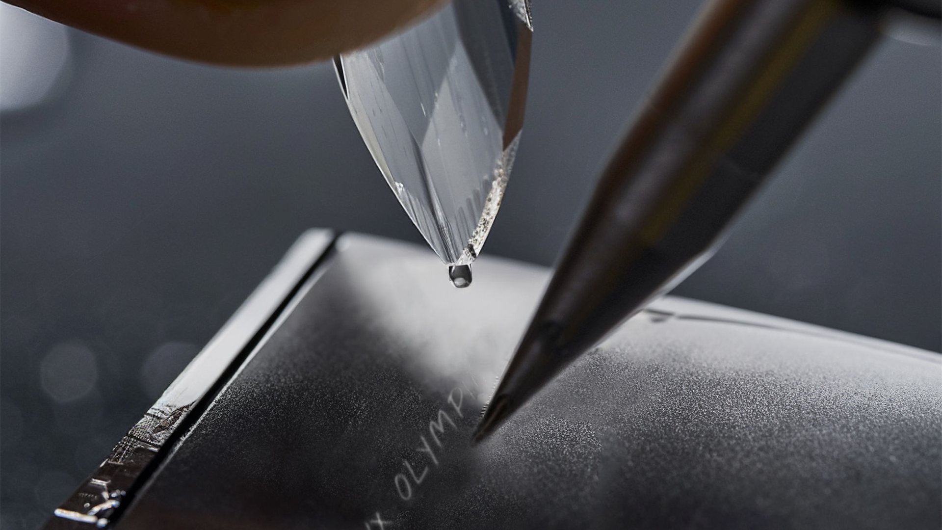 Handcrafted Phones: The Ultimate Guide to Bespoke Mobile Technology