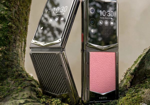 Top 5 Gold Flip Phones for a Luxurious 2026 Tech Upgrade