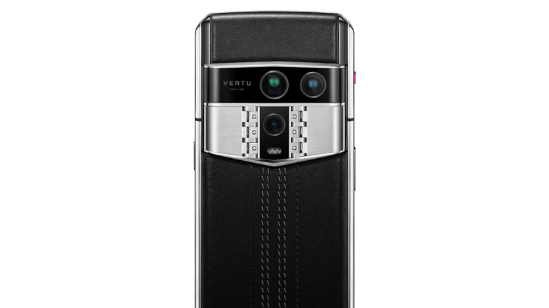 A sophisticated VERTU smart ring, highlighting its sleek design and jewellery-like appearance.