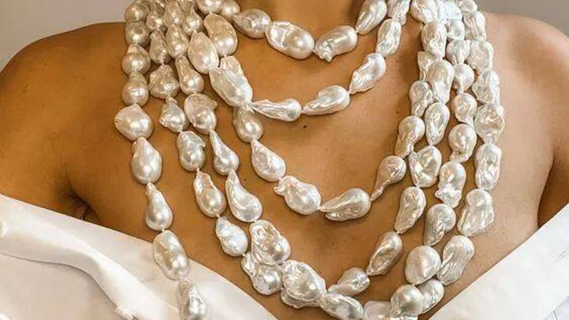 At the end of 2022, it's all about shining like a pearl, bling-bling!