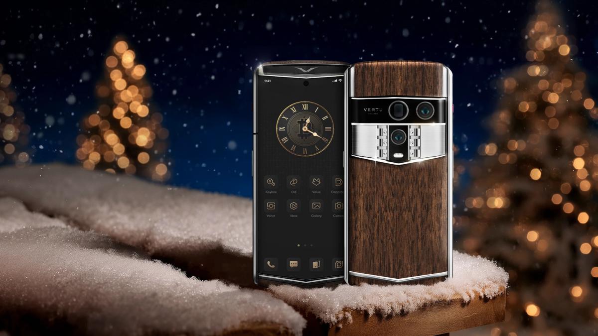 High-End Mobile Phones for Men: Functionality vs. Elegance