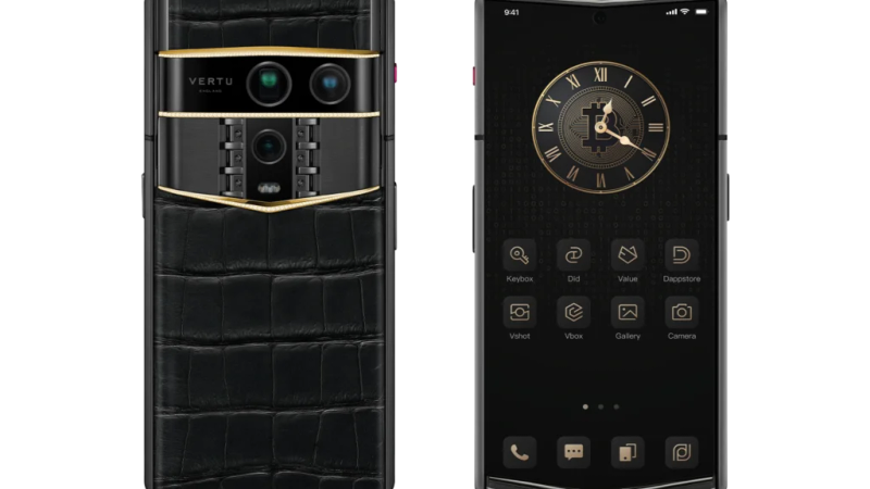 A person wearing a VERTU AI smart ring, highlighting its elegant fit.