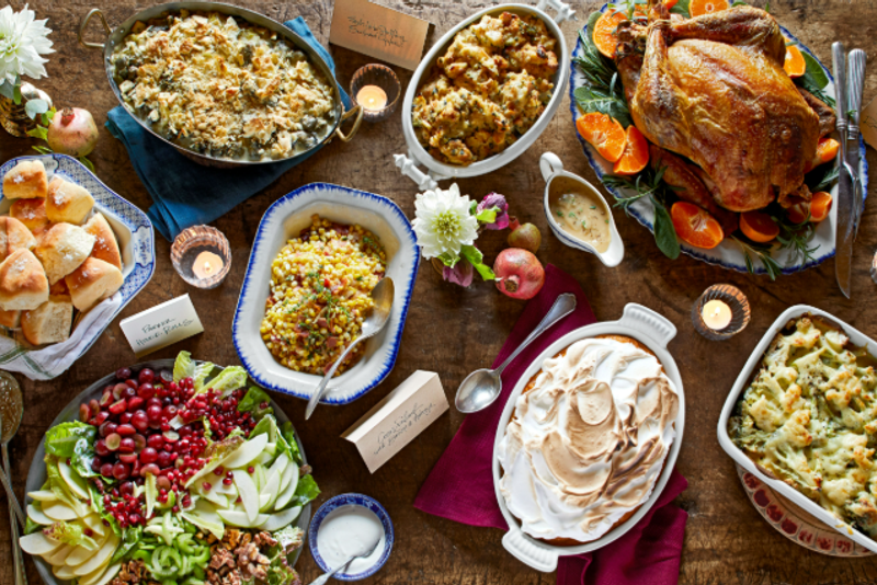 Thanksgiving Foods: Elevate Your Celebration with Seamless Dining Solutions