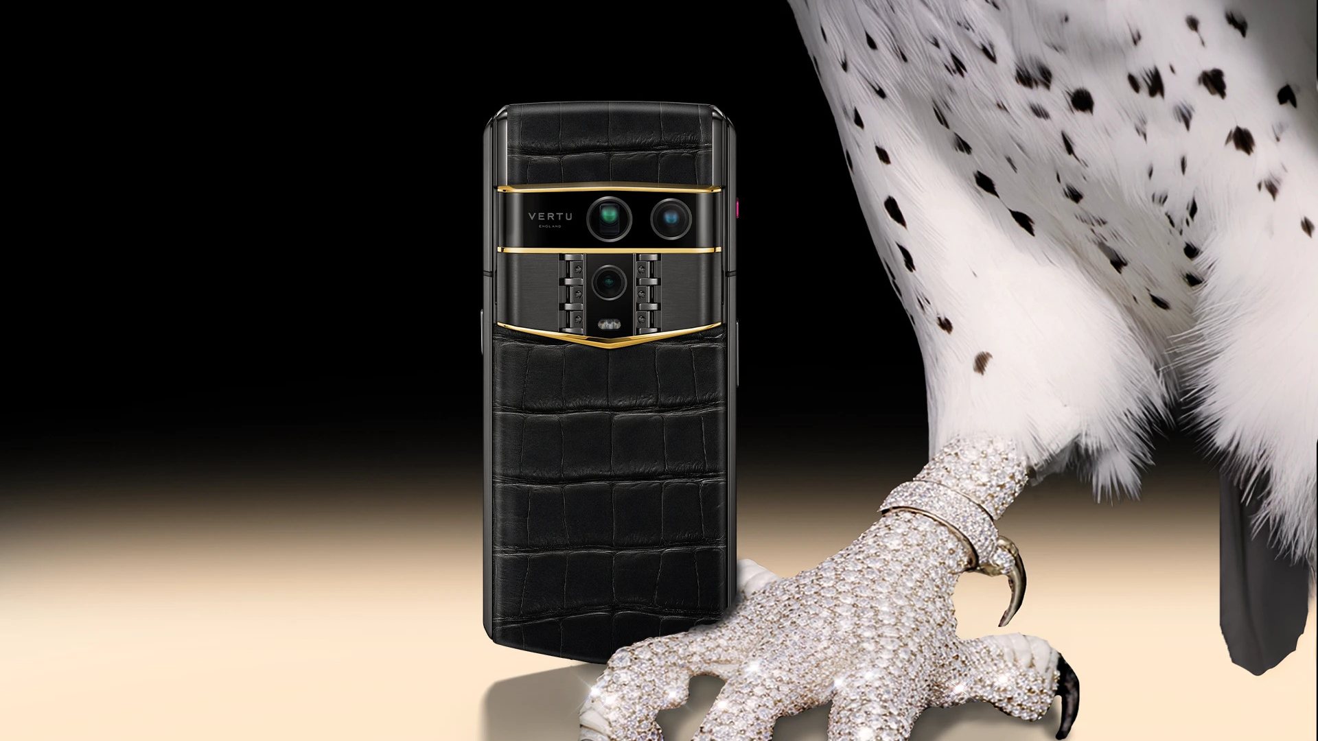 Vertu Agent Q In-depth Review: What is a “Just Different” Agent Phone?
