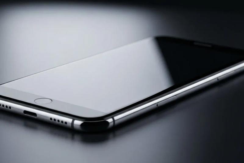 Top 10 Groundbreaking Ultra-Thin Luxury Phones: A Design Revolution