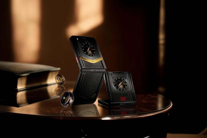 Embrace Simplicity with These 8 Flip Phones for Your 2025 Digital Detox