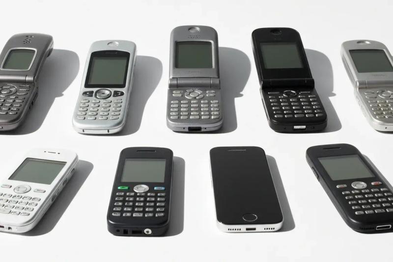 Why US Mobile Phones Are Leading the Next Wave of Smartphone Features