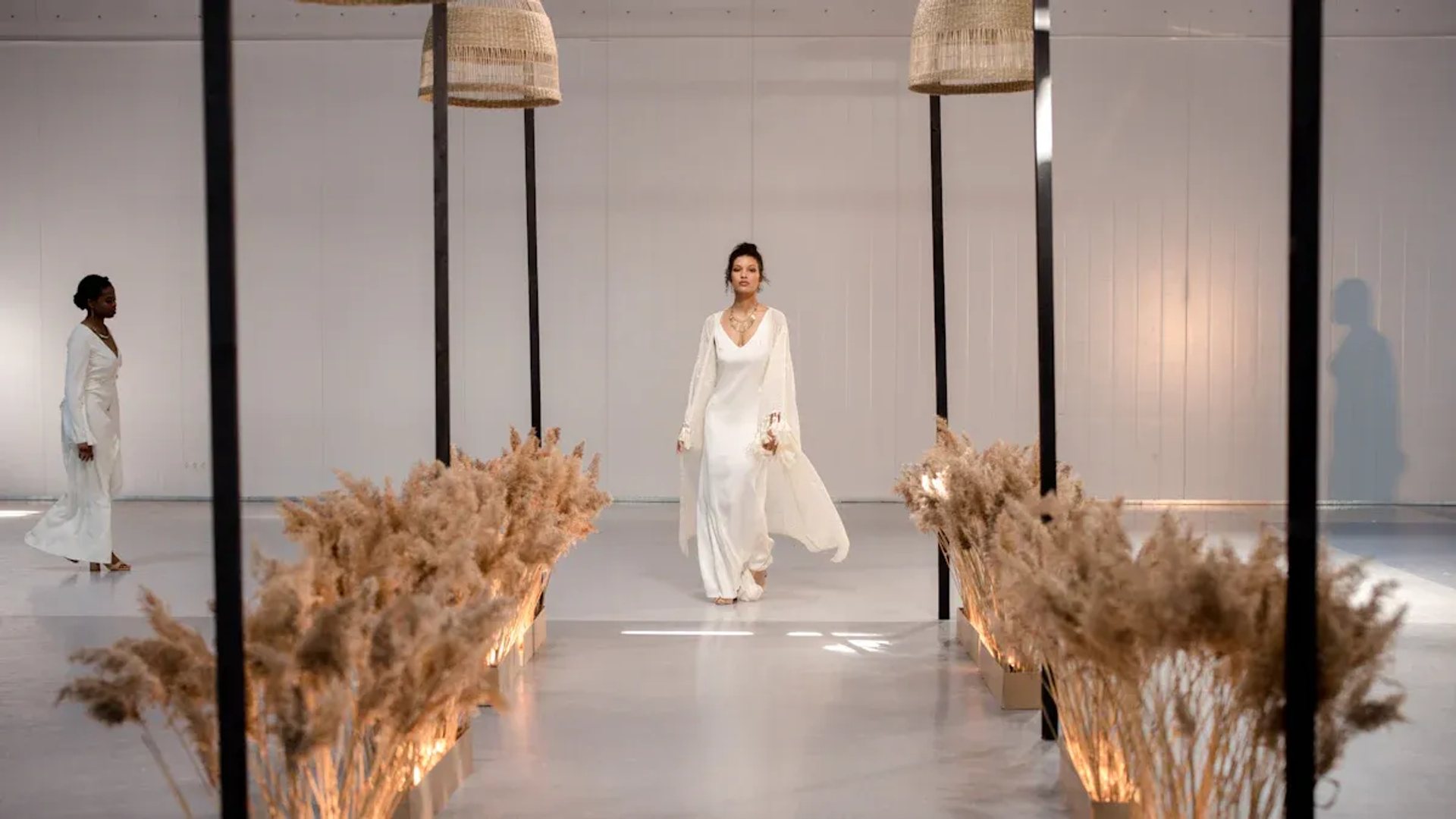 How to Purchase Runway Collection Pieces Through Specialized Services