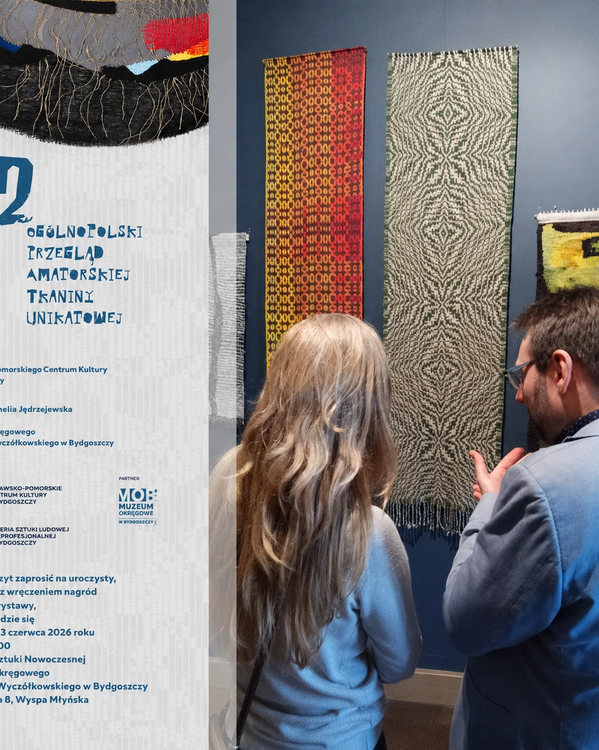 Wyróżnione ręcznie tkane tkaniny artystyczne „Chromatografia” i „Scindapsus” prezentowane podczas XXII Ogólnopolskiego Przeglądu Amatorskiej Tkaniny Unikatowej w Galerii Sztuki Nowoczesnej w Bydgoszczy
