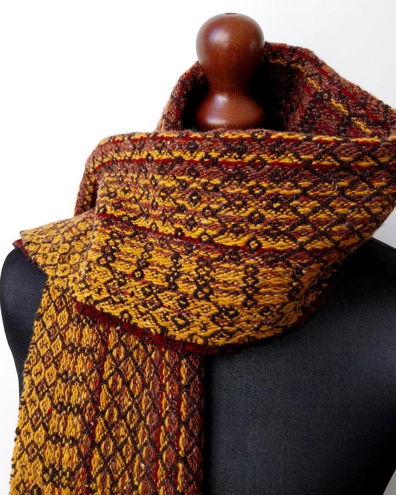 Golden scarf 1