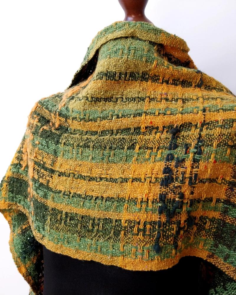 Olive-coloured scarf 2