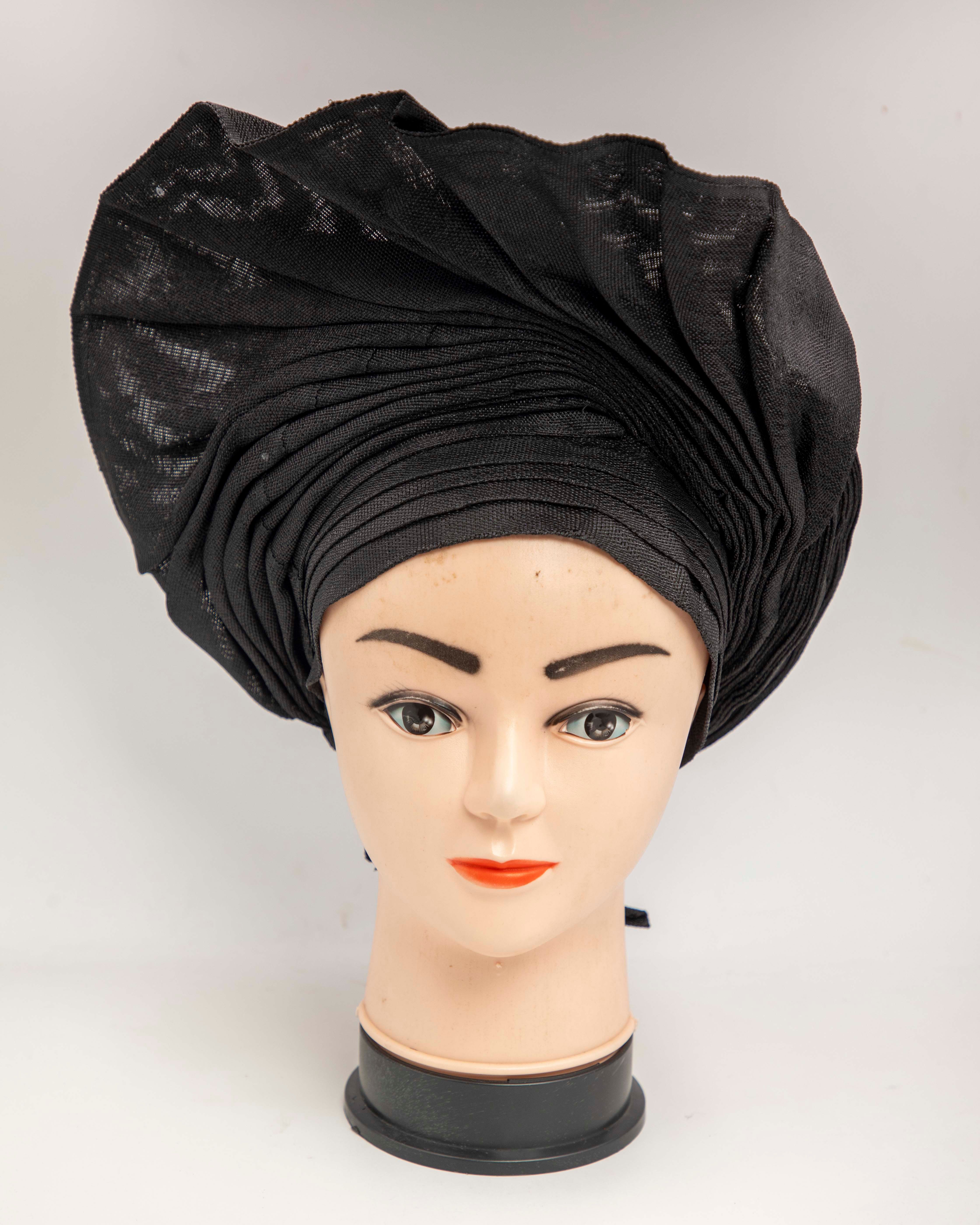 Head Tie 34