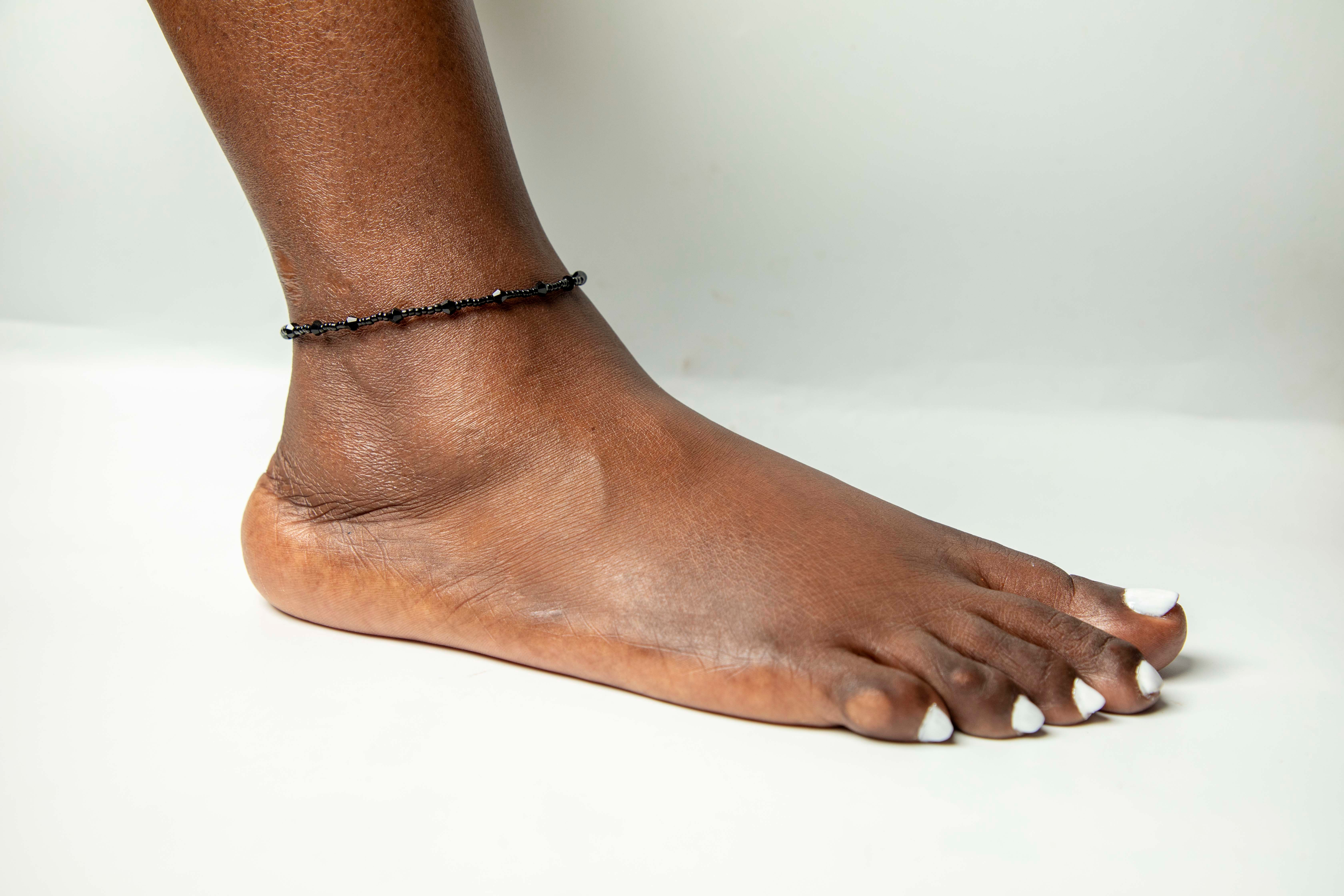 Single Strand Beaded Anklet - Black