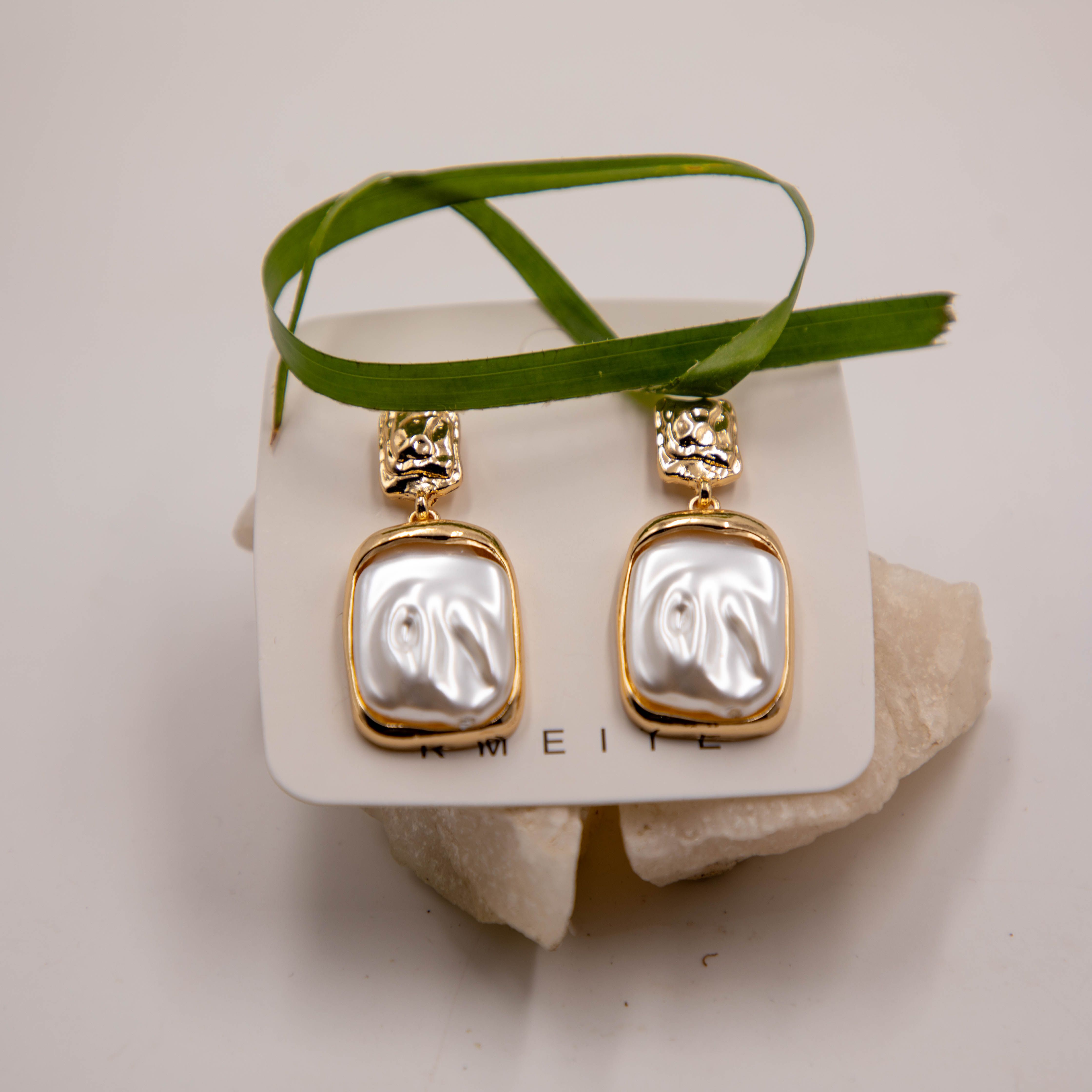 Earring 14
