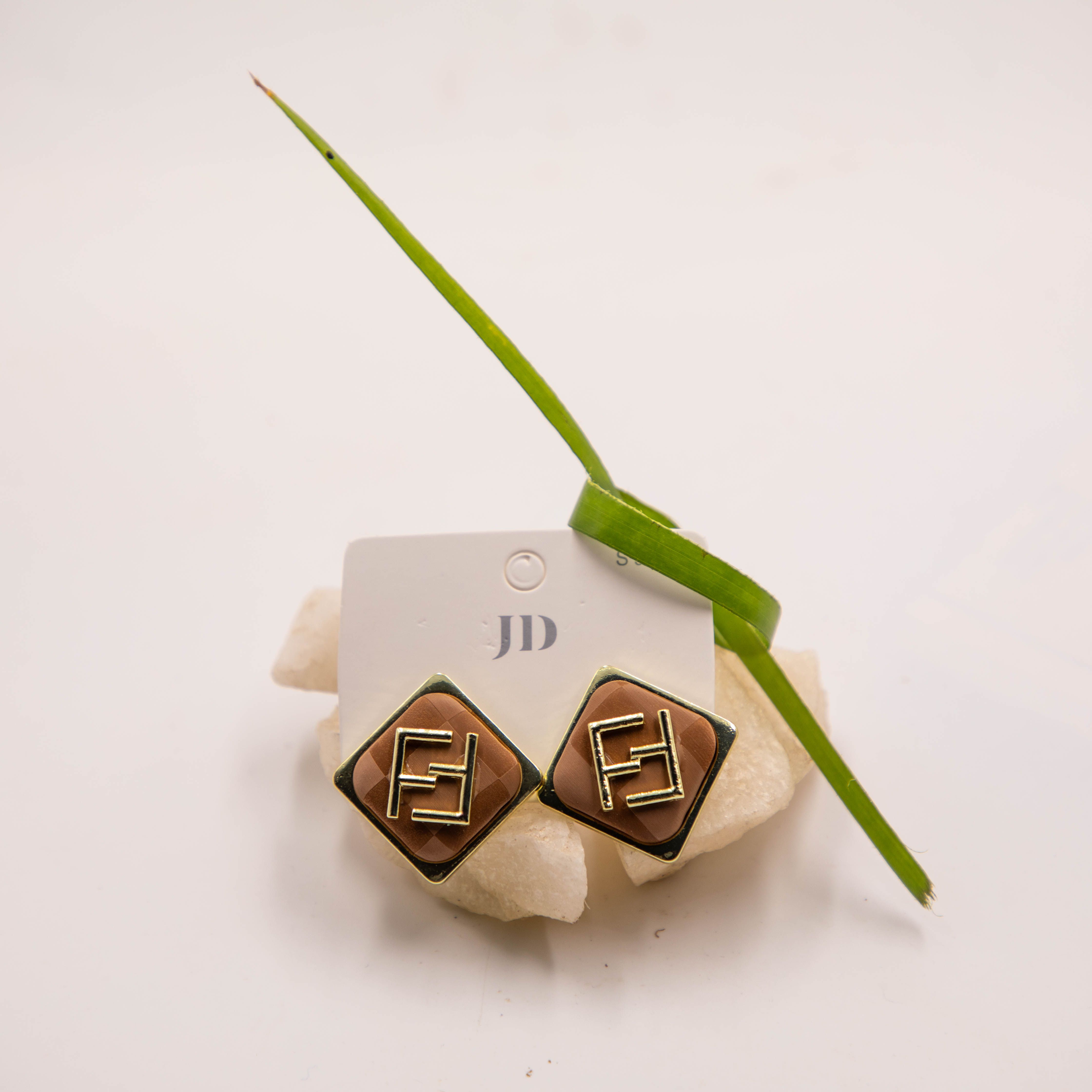 Earring 19