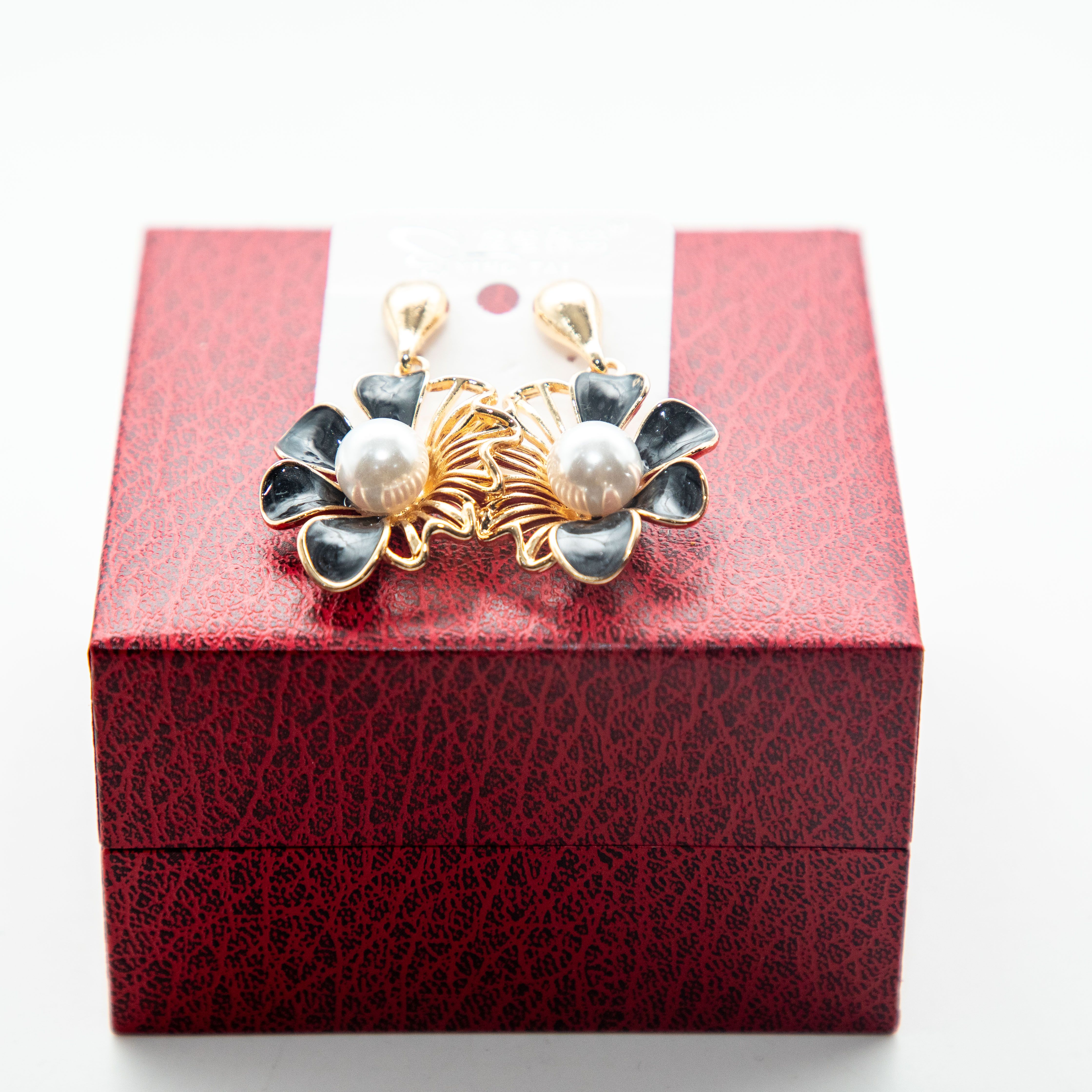 Earring 70