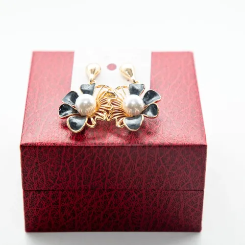 Earring 70