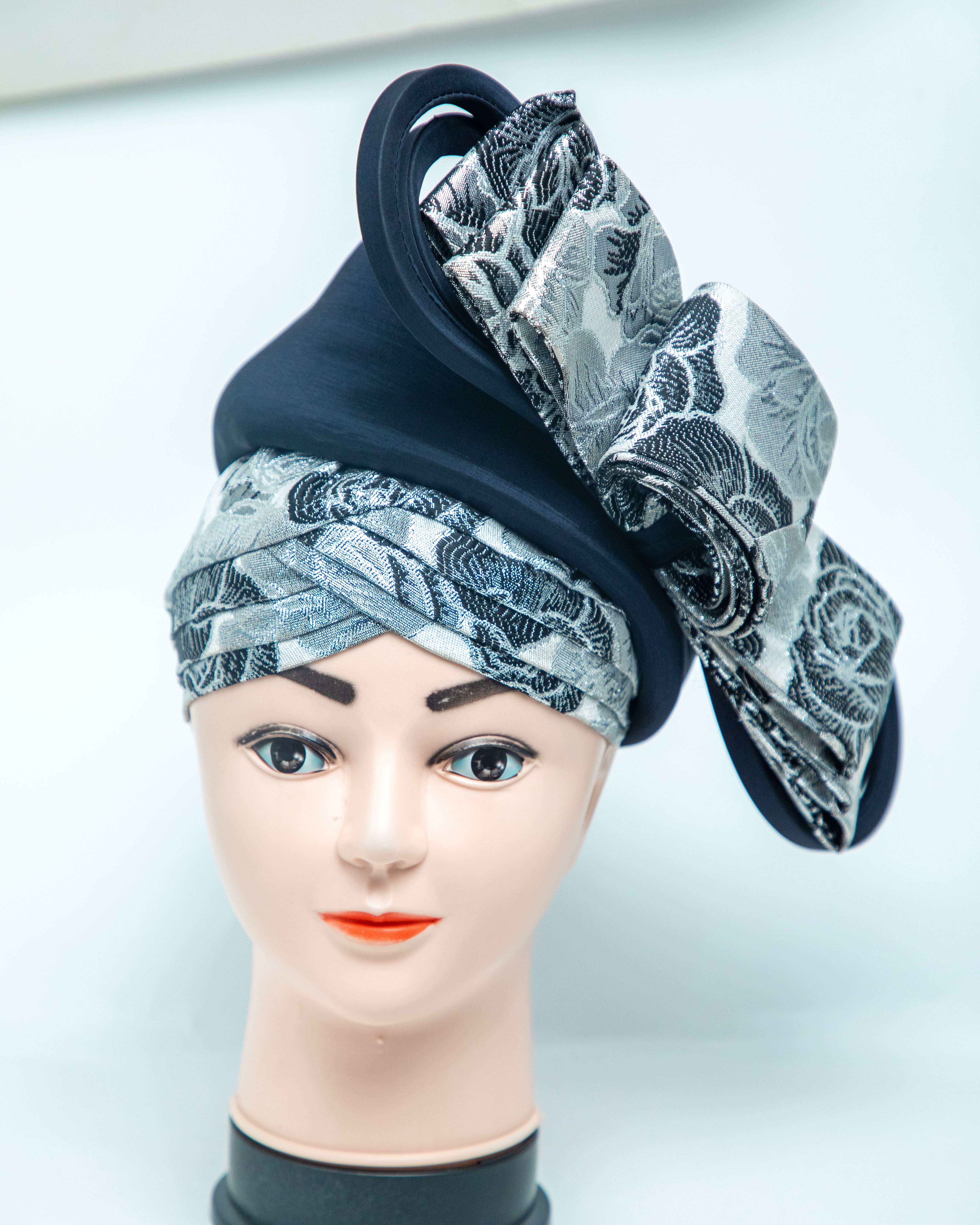 Head Tie 44