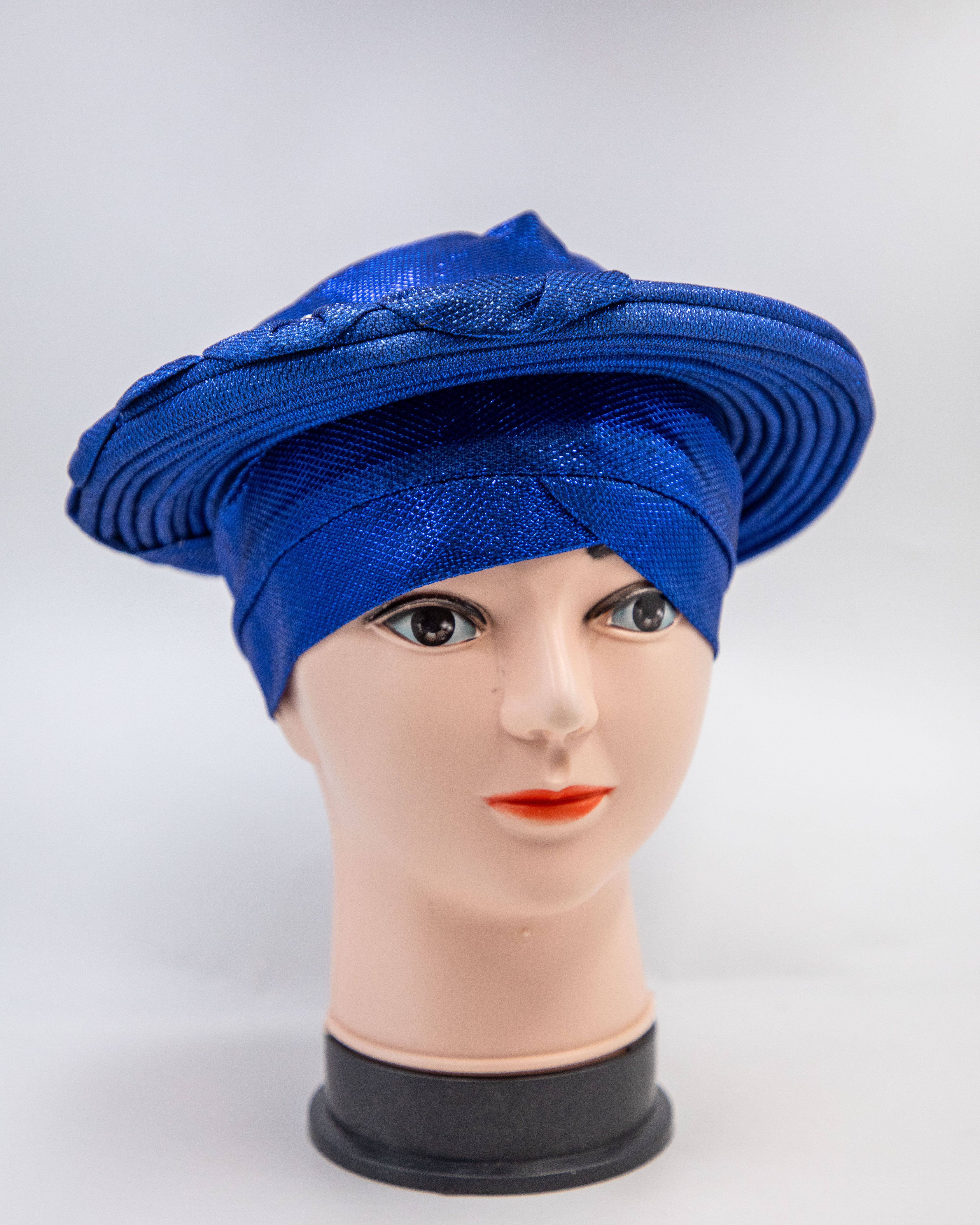 Head Tie 28