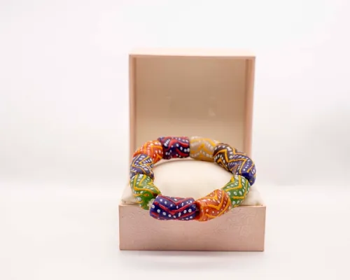 Hand beads 41