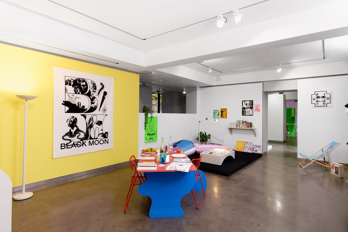 Vue de l’exposition « Freed from designer » à Maison d'art Bernard Anthonioz (MABA), à Nogent-sur-Marne. © Aurélien Mole