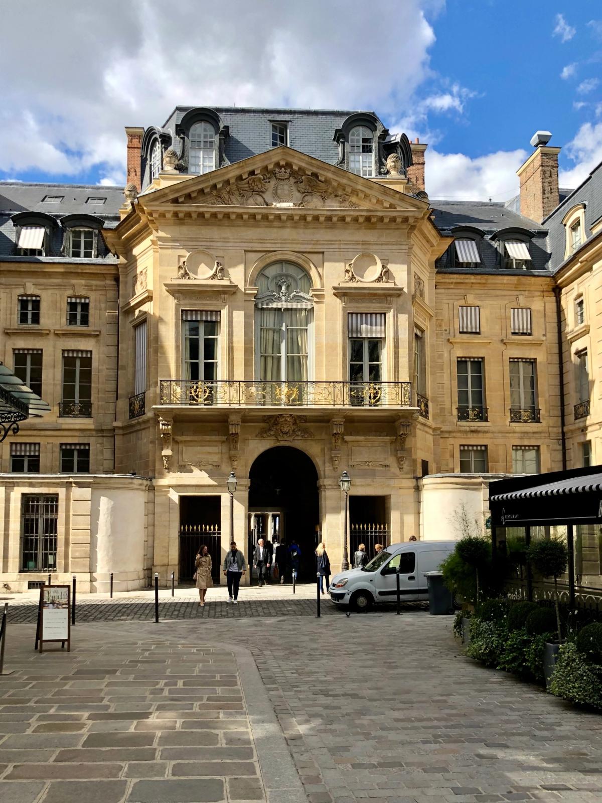 Le ministère de la Culture, rue de Valois, à Paris. Photo : Philippe Régnier