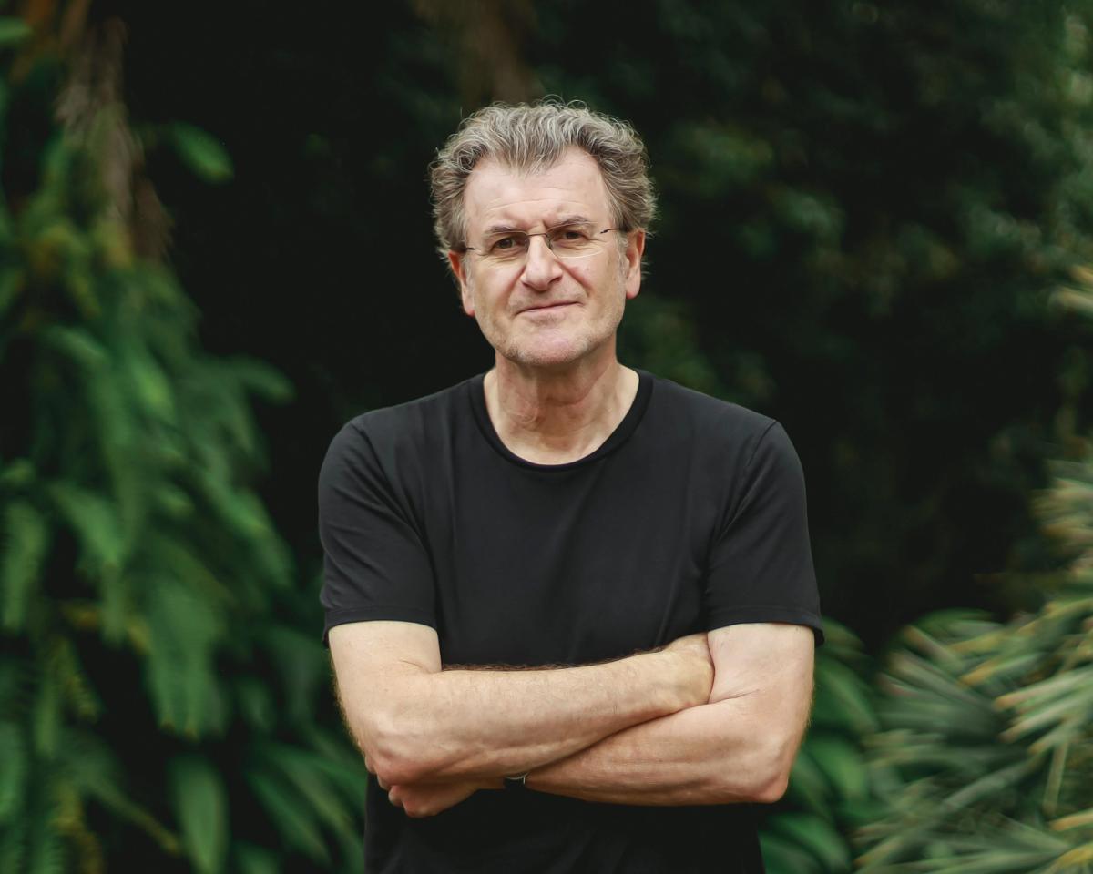 Alfredo Jaar. Photo : Andrea Rego Barros