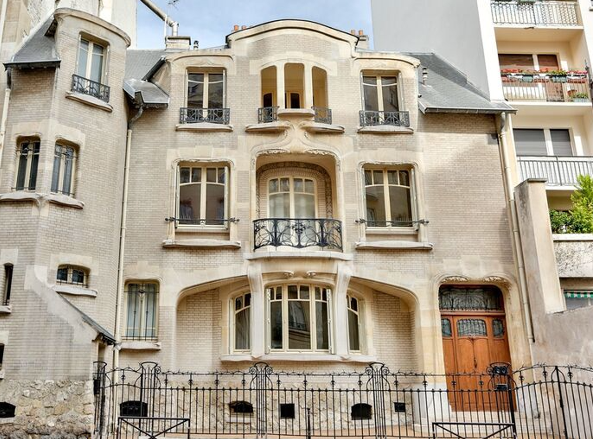 L'Hôtel Mezzara, situé au 60 rue Jean-de-La-Fontaine dans le 16e arrondissement de Paris, accueillera le futur musée dédié à l'architecte Hector Guimard. D. R. 