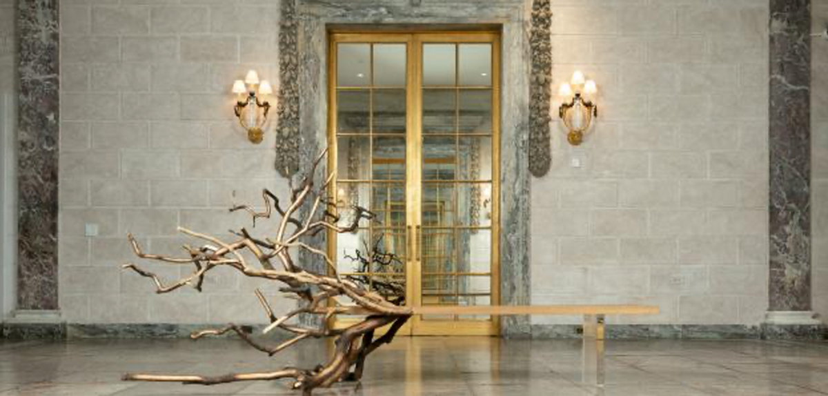 La Villa Albertine, nouvelle institution mécénée par la Fondation Louis Roederer. Fallen Tree, YMER & MALTA / Benjamin Graindorge, 2011. © Beowulf Sheehan