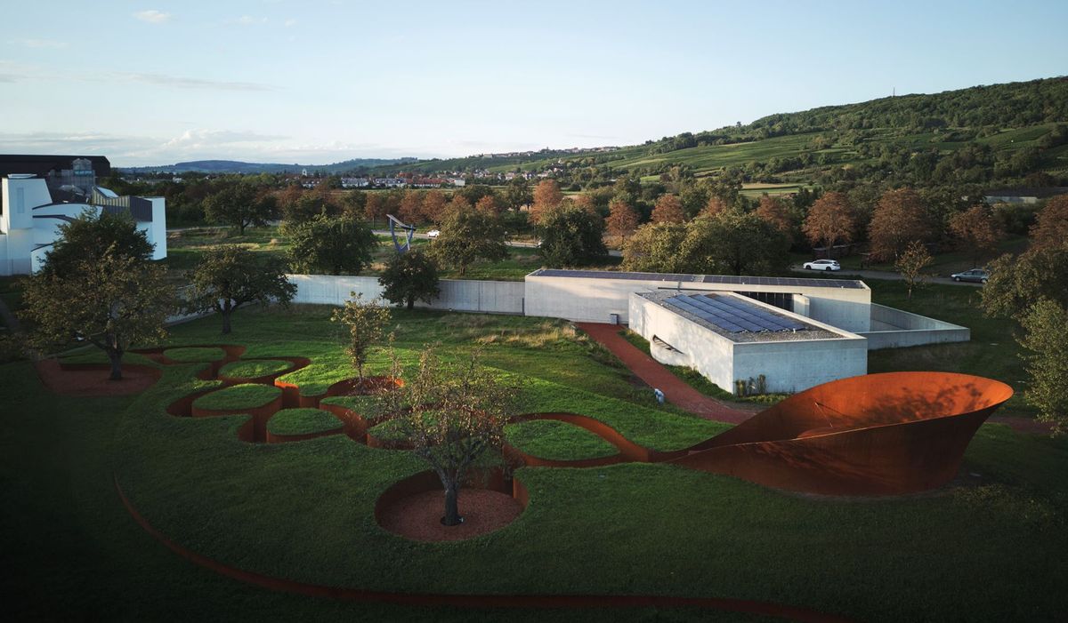 Balkrishna Vithaldas Doshi, Khushnu Panthaki Hoof et Sönke Hoof, Doshi Retreat, Vitra Campus, Weil am Rhein. Courtesy de Vitra. Photo Julien Lanoo
