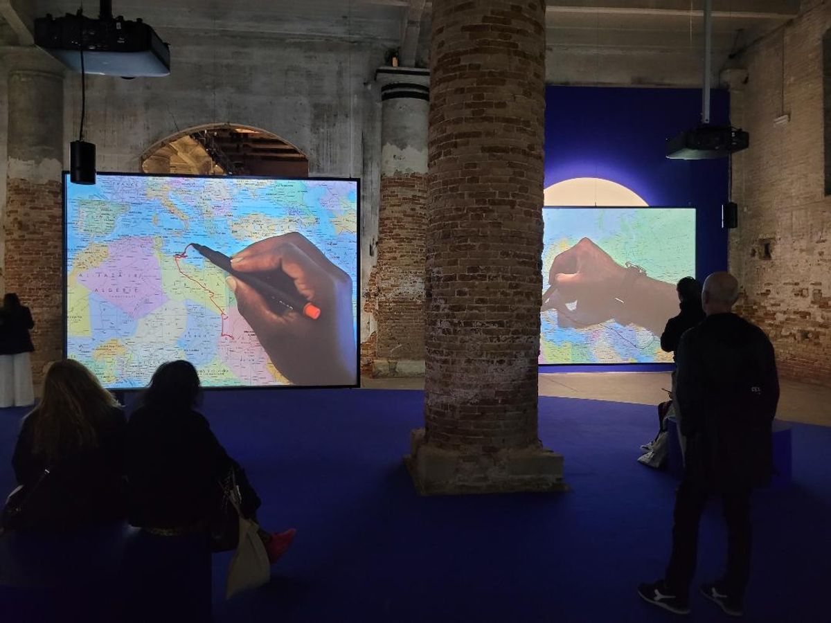 Bouchra Khalili, The Mapping Journey Project, 2008-2011, installation vidéo. Photo A.C. 