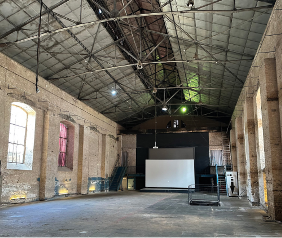 Vue du bâtiment du Centre d’arts contemporain de Tachkent dans son état actuel avant l’intervention de l’agence d’architecture Studio KO.
Photo Philippe Régnier