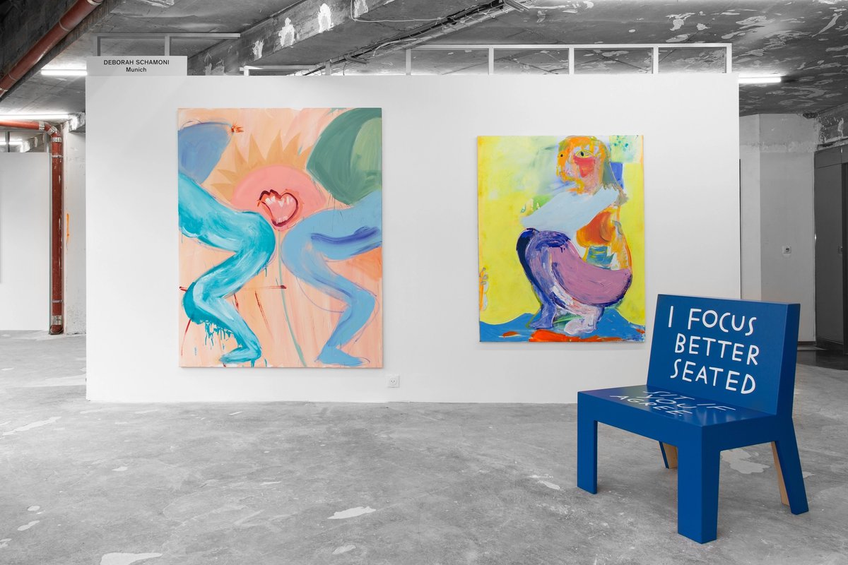 Stand de la galerie Deborah Schamoni (Munich), Paris Internationale 2022. Photo : Margot Montigny