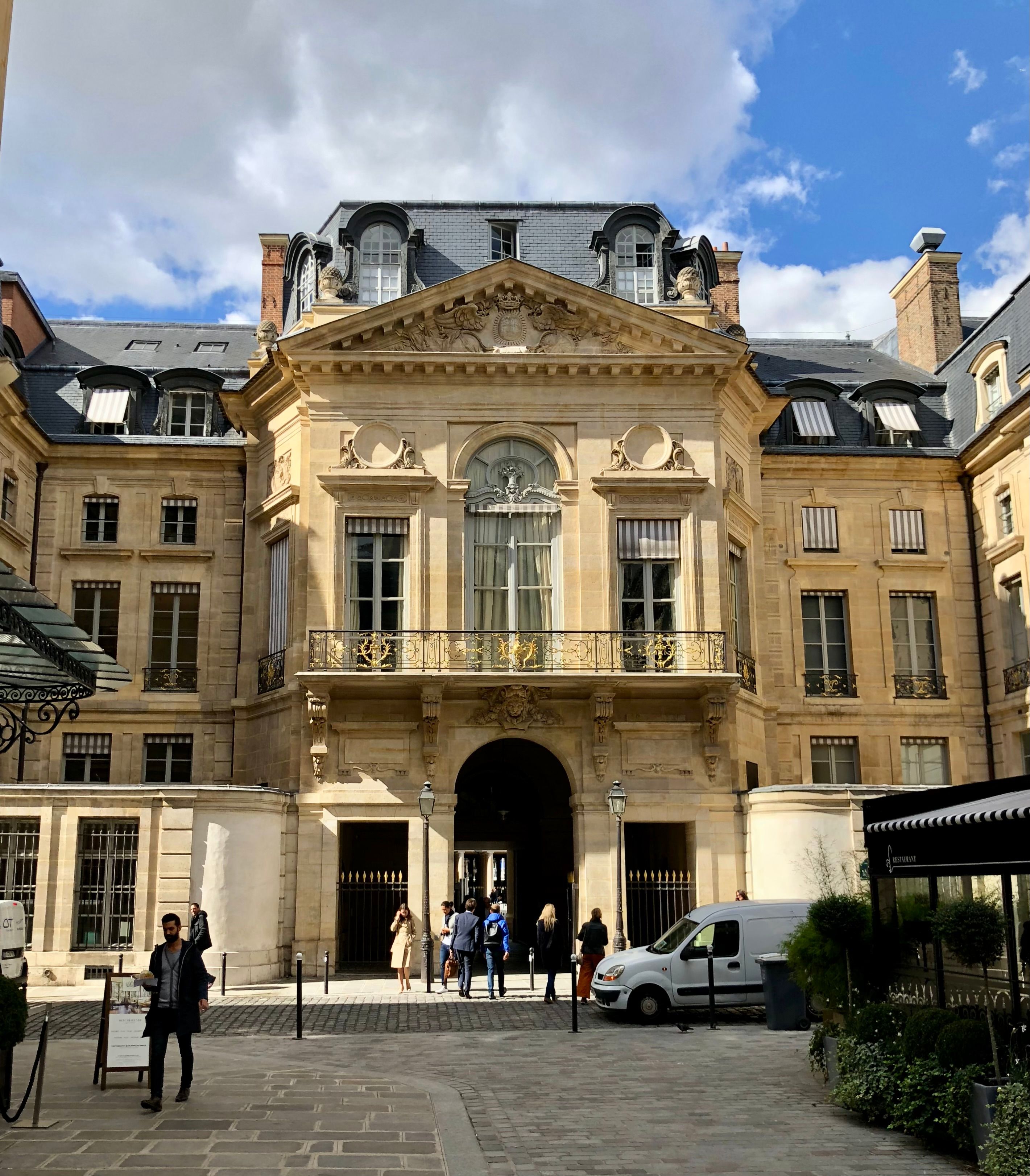Siège du ministère de la Culture, rue du Valois, à Paris. Photo : Philippe Régnier