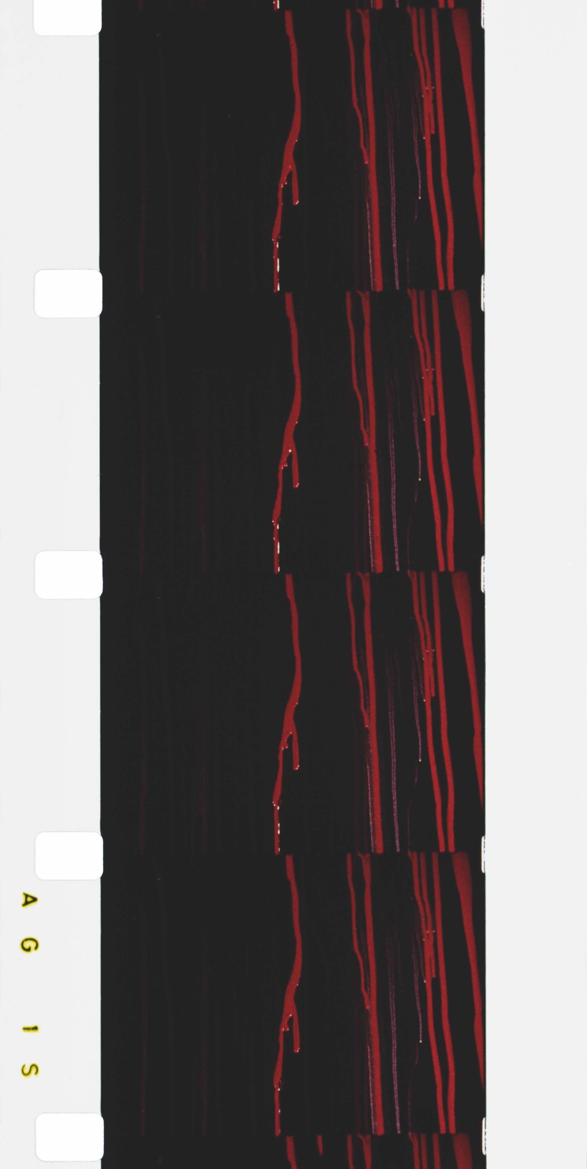 Marie Menken, Drips and Strips, 1961-1963, film 16 mm, couleur, silencieux, 3’, New American Cinema Group, Inc – The Film Maker’s Cooperative. Photo : Centre Pompidou, MNAM-CCI/Dist. RMN-GP. Courtesy of Anthology Film Archives