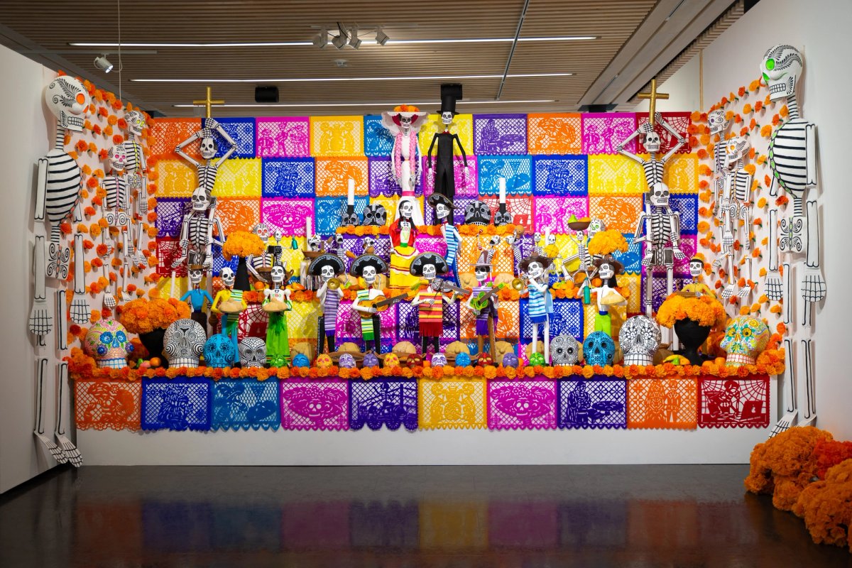 L’autel des morts (2024) de Ricardo Linares Garcia (1968, Mexique). Fondation Opale