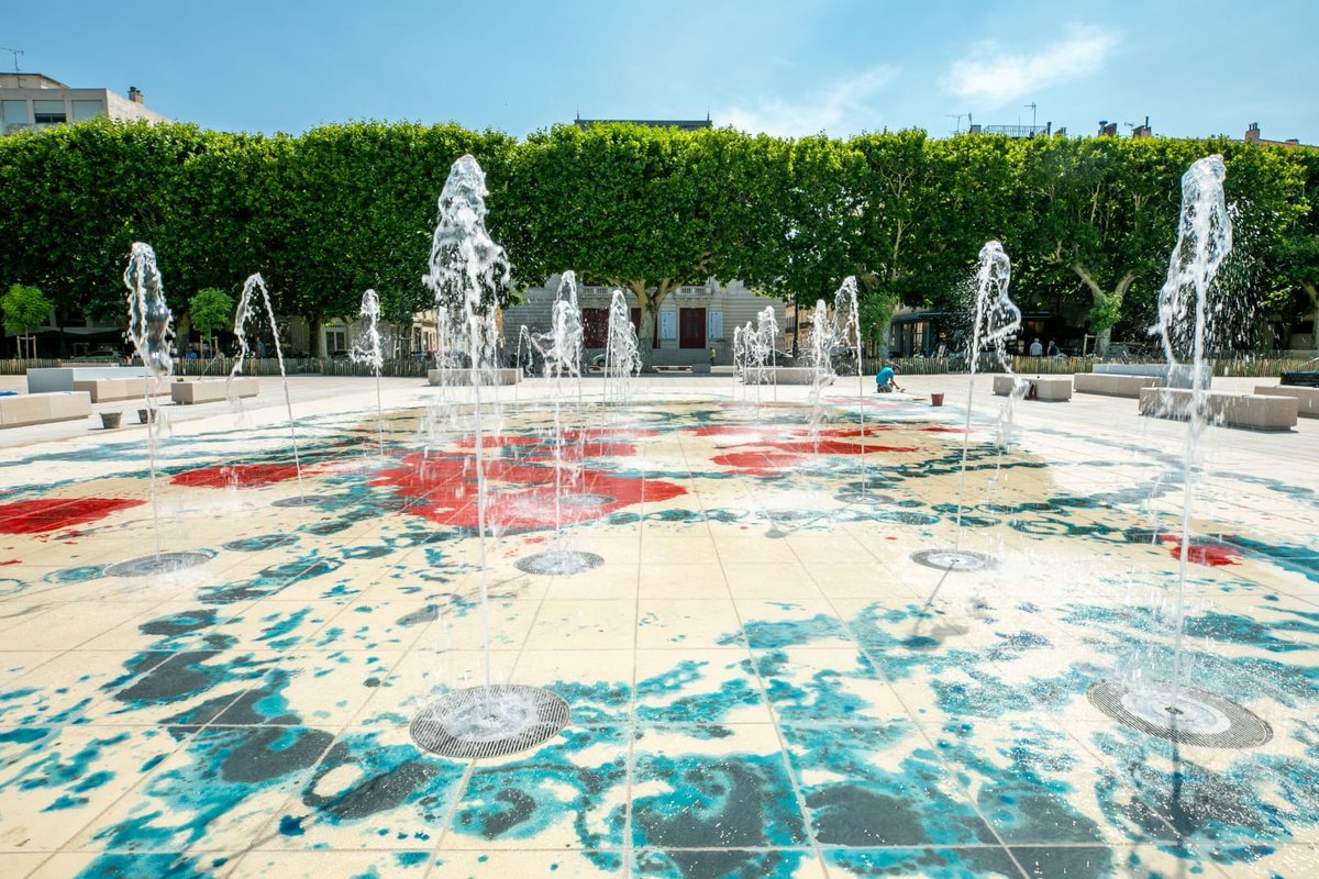 Jean-Michel Othoniel, La Fontaine des fleurs mouvantes. © Ville de Sète. Courtesy de l'artiste