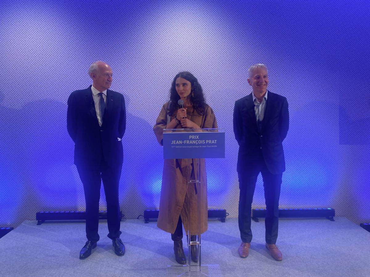 Cérémonie de la 13e édition du prix Jean-François Prat, de gauche à droite : Jean-Paul Agon, Christine Safa et Frédéric Brière. © Photo The Art Newspaper