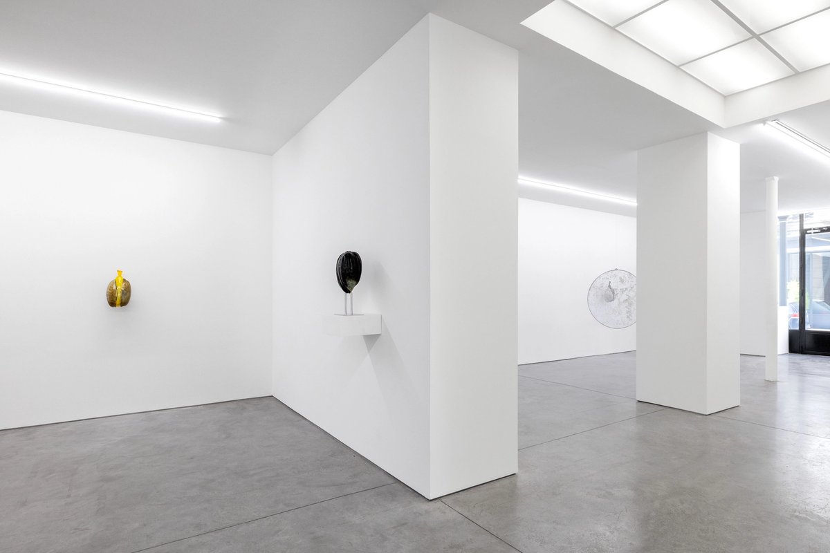 Vue du l’exposition « Tania Pérez Córdova : Breathing for Speech Exercises » chez Art : Concept, Paris. Courtesy de l’artiste et Art : Concept.