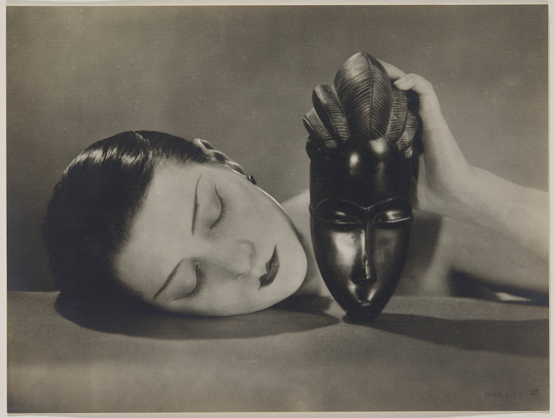 Man Ray, Noire et Blanche, 1926. © Man Ray 2015 Trust / Adagp, Paris 2020, Pinault Collection
