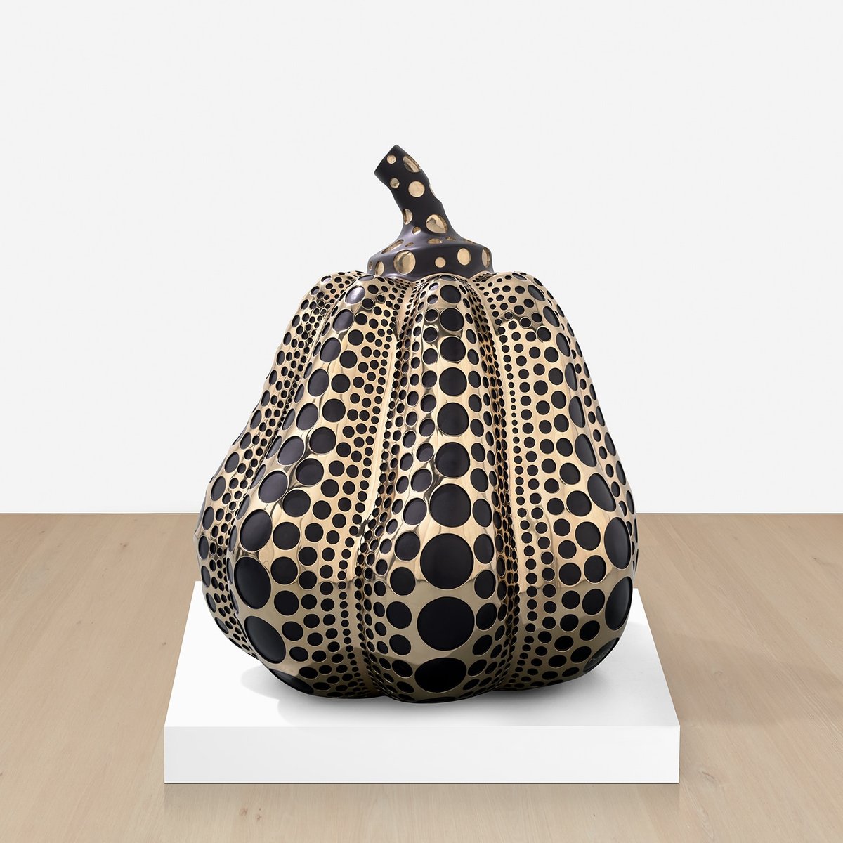 Œuvre de Yayoi Kusama présentée aux enchères chez Phillips en 2024. Courtesy Phillips