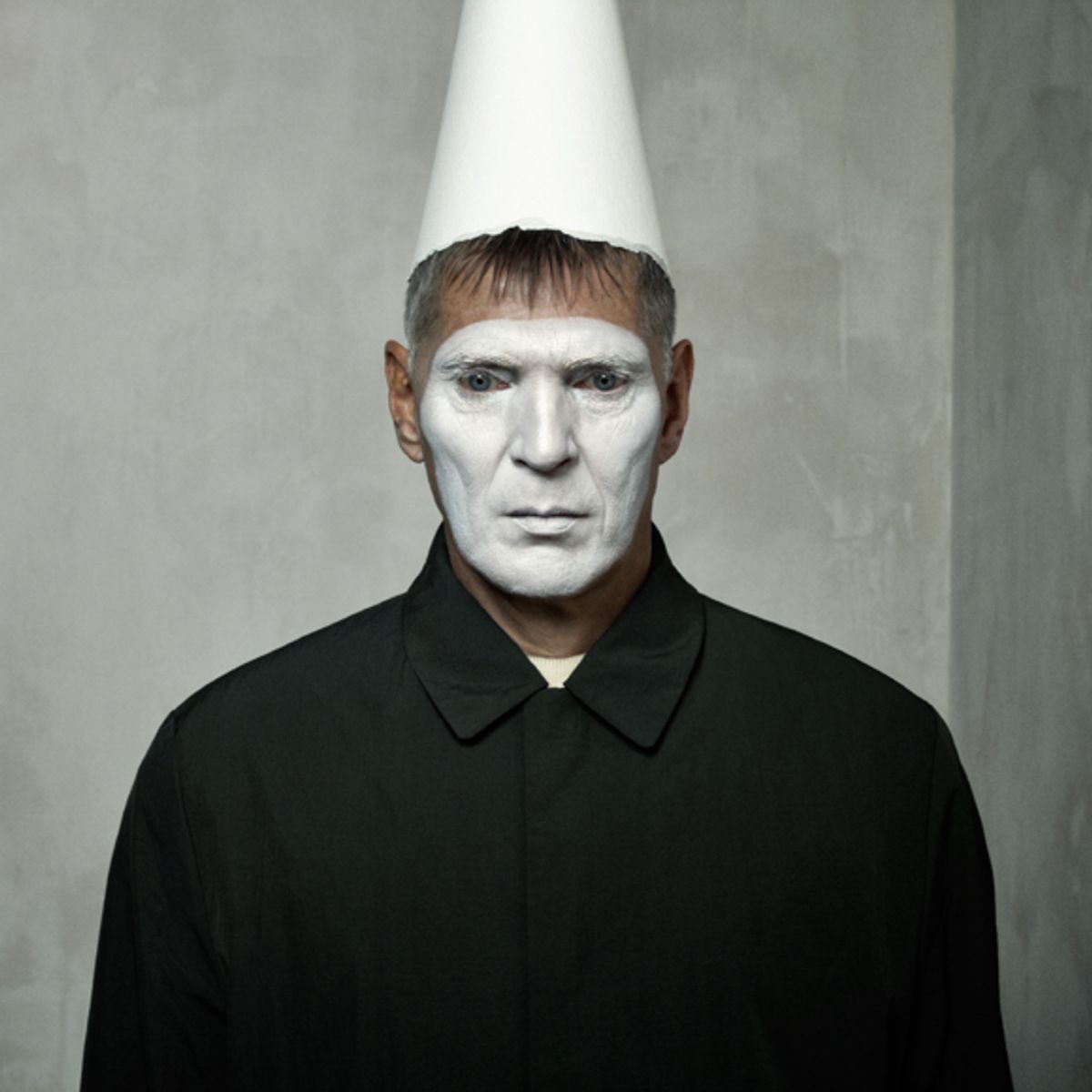 Erwin Olaf, April Fool - 11.05 am, 2020. © Galerie Rabouan Moussion