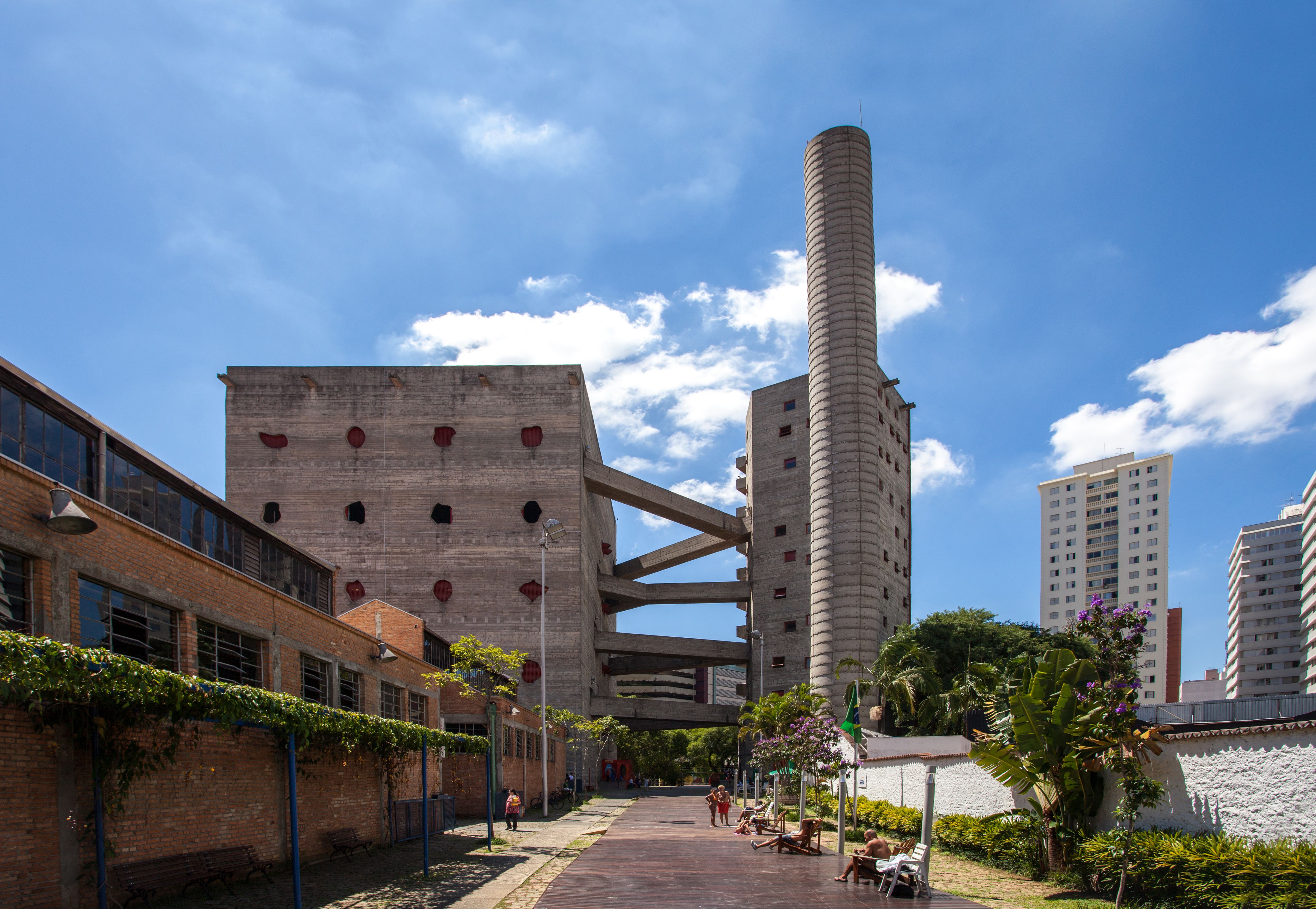 SESC Pompeia de Lina Bo Bardi, São Paulo. Photo Mario Antonio