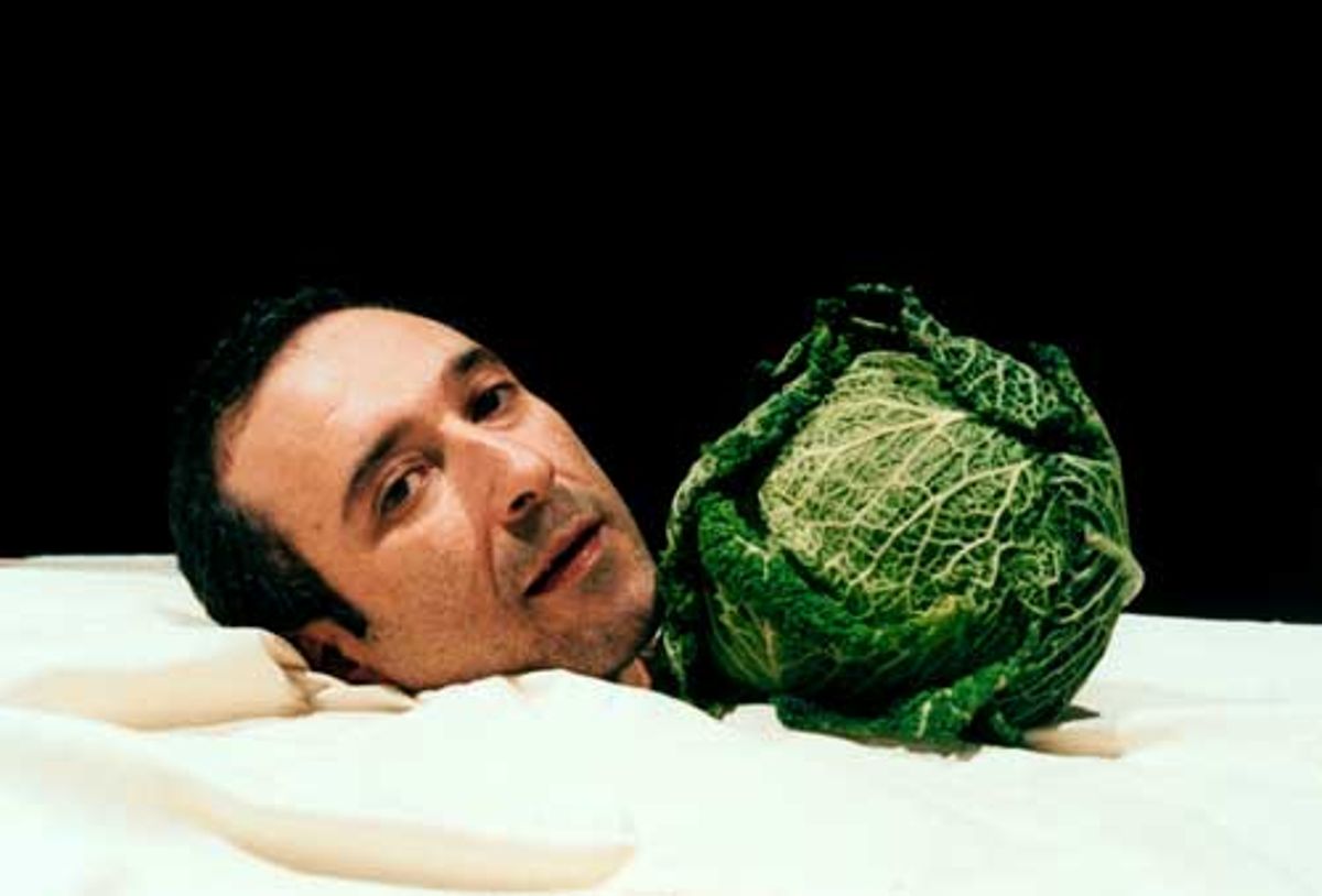 Saverio Lucariello, Vanitas au chou, 1995. Épreuve chromogène, 70 x 100 cm. Collection privée