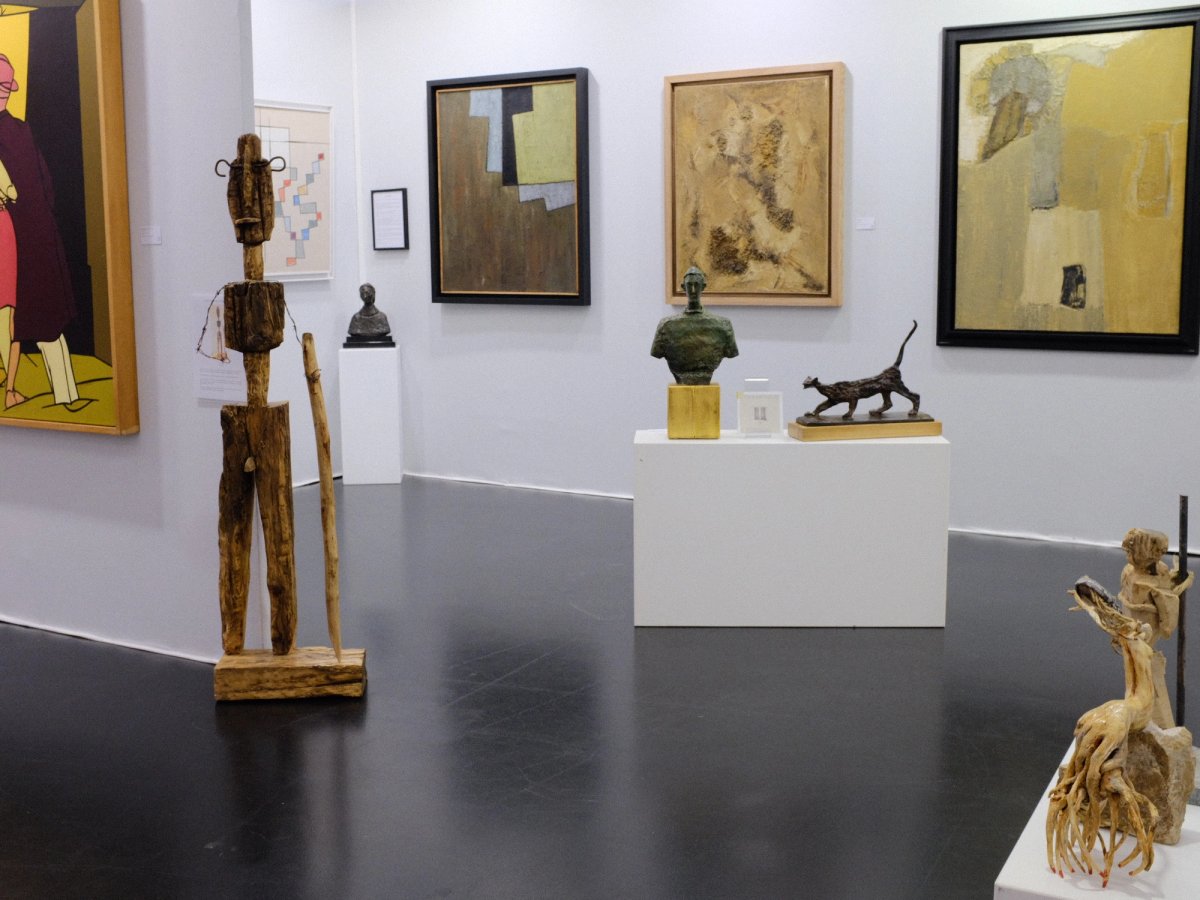 Vue du stand de l'Authentic Nice Gallery, ST-ART Rennes 2026.
© Photo Louane Lallemant